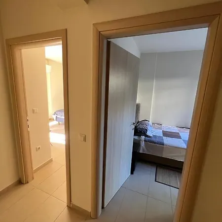 Pool Apartment 5 Minutes Walk From Beach Porto Rafti Exterior photo