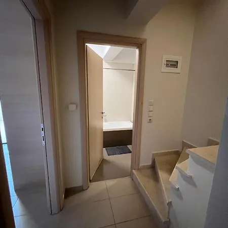 Pool Apartment 5 Minutes Walk From Beach Porto Rafti Exterior photo