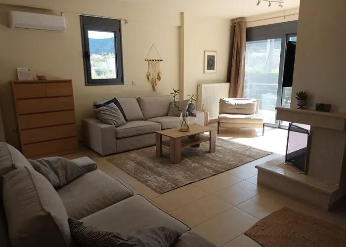 Pool Apartment 5 Minutes Walk From Beach