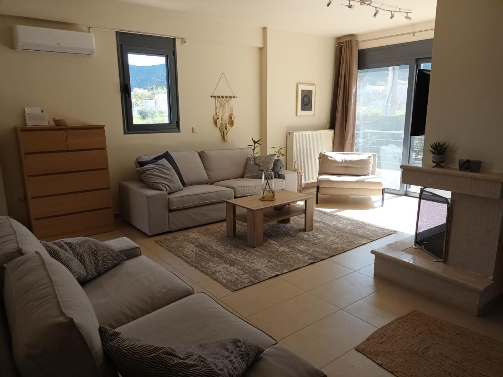 Pool 5 Minutes Walk From